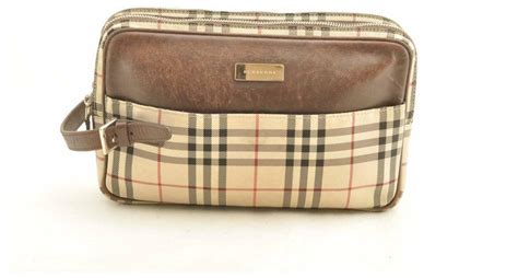 pochette burberry homme|burberry london alternative.